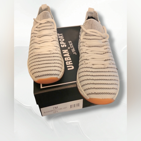 OPY Black/White 2-Tone Knit Women's Sneaker. Size 7. NIB - Picture 9 of 12